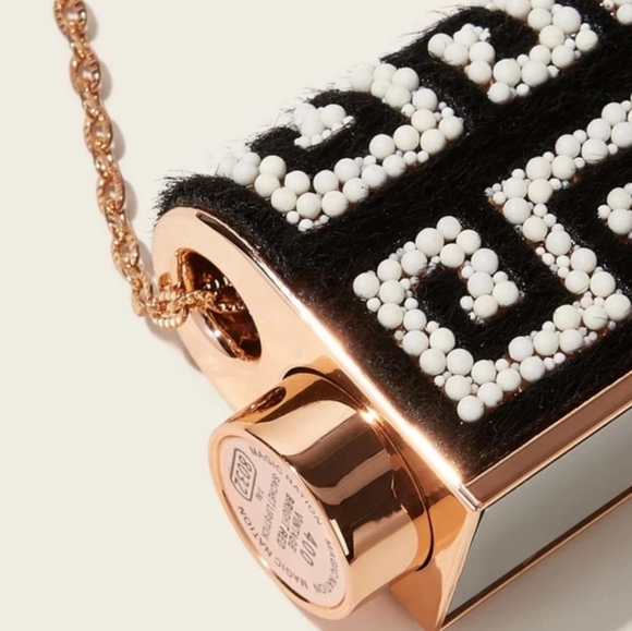 ❗LAST ONE❗Tee & Red Lipstick💄💋 - Picture 6 of 8